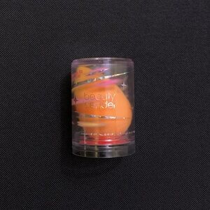 BEAUTYBLENDER Original Beautyblender® Sponge – Limited Edition Color Changing